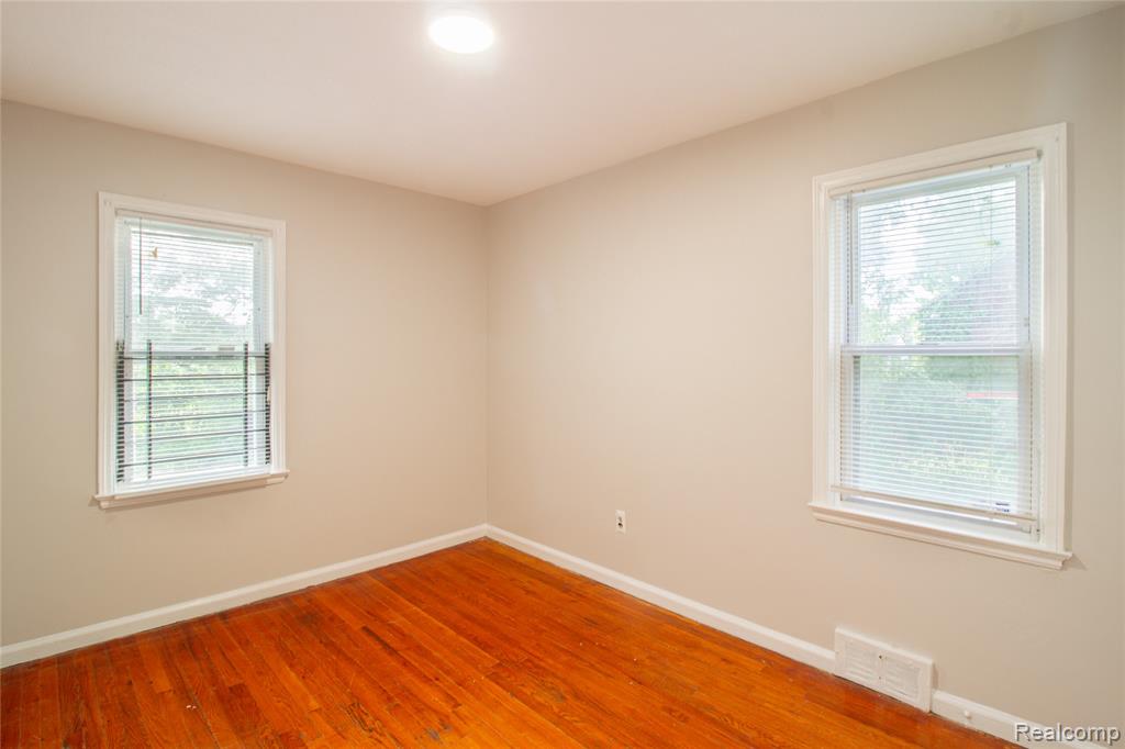 18217 Archdale Street, Detroit, MI 48235 — Photo 11