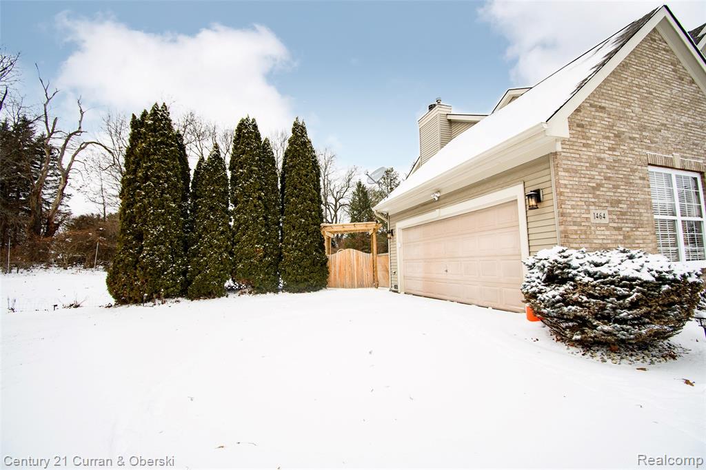 1464 Four Seasons Drive, Howell, MI 48843 — Photo 62