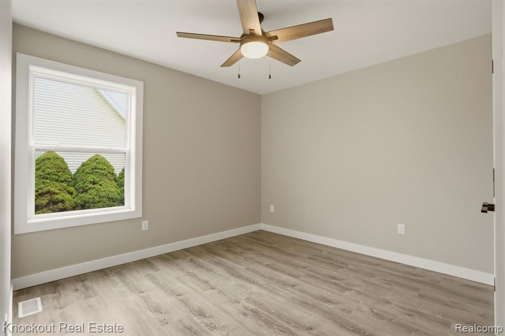 12095 Country Run Drive, Birch Run, MI 48415 — Photo 38