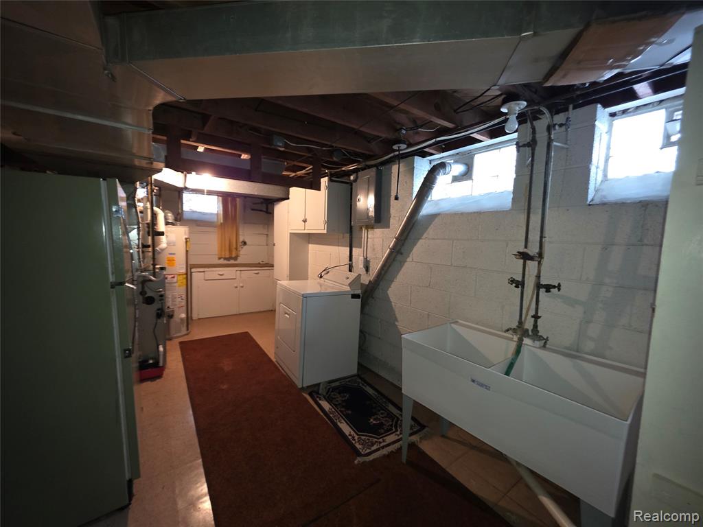 742 N York Street, Dearborn, MI 48128 — Photo 15