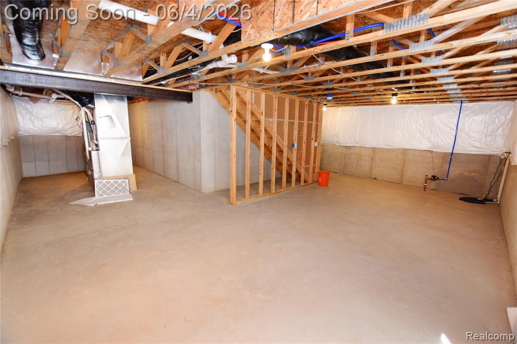 2288 Hunter Lane, Burton, MI 48519 — Photo 19