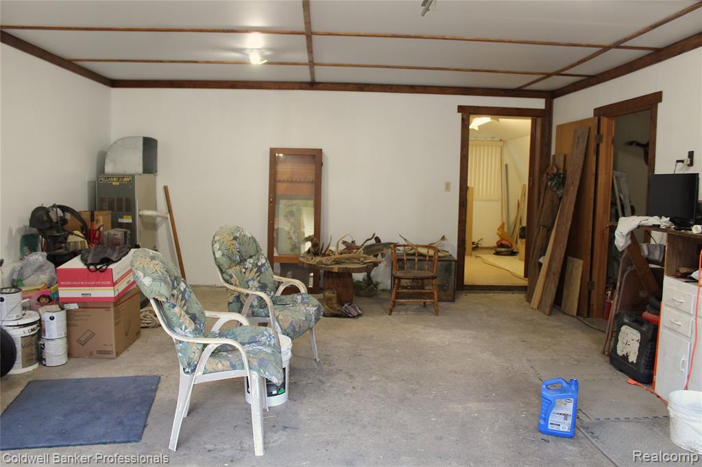 10593 9 Mile Road, Whitmore Lake, MI 48189 — Photo 15
