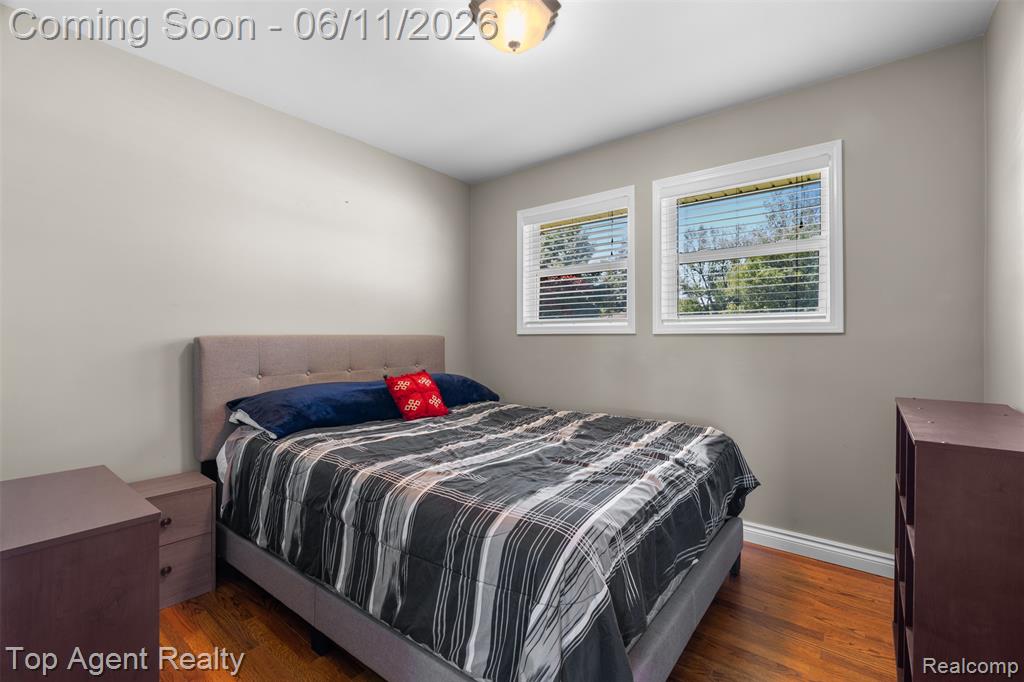 8908 Birkhill Drive, Sterling Heights, MI 48314 — Photo 16