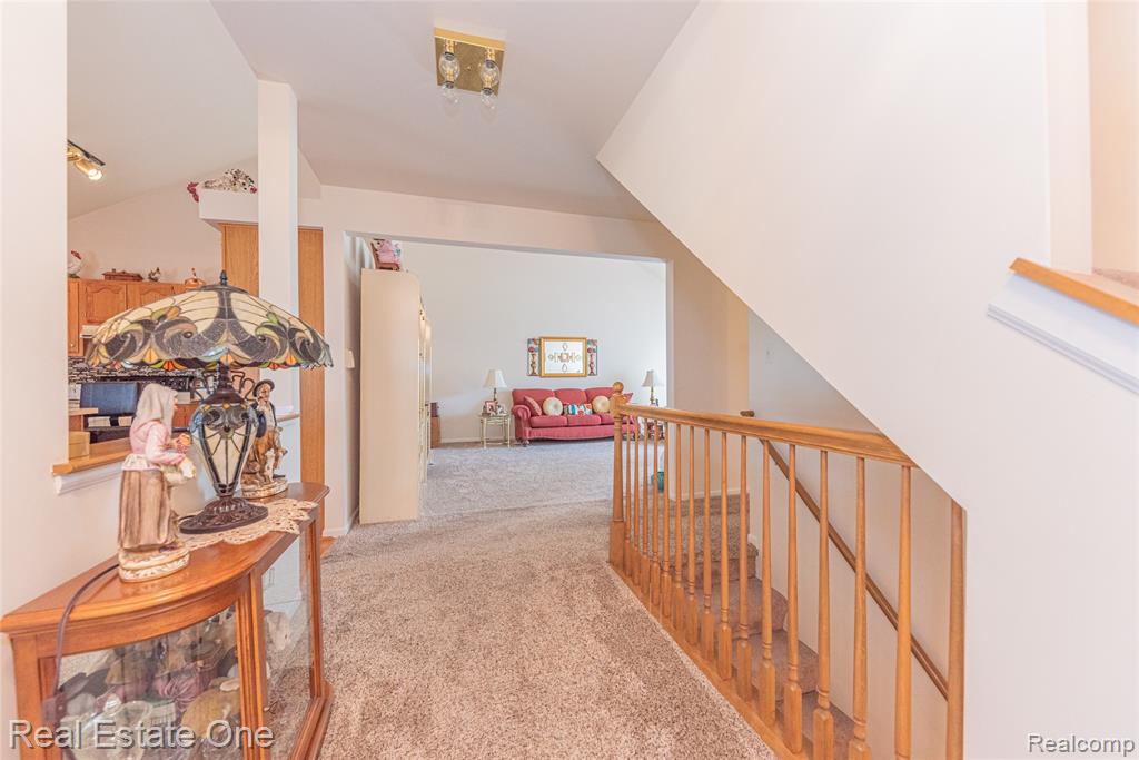 754 Challenging Trail, South Lyon, MI 48178 — Photo 3