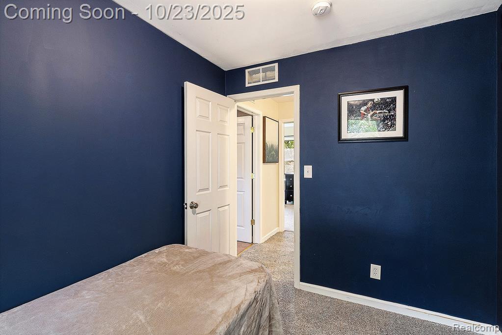 809 Richard Street, Holly, MI 48442 — Photo 11