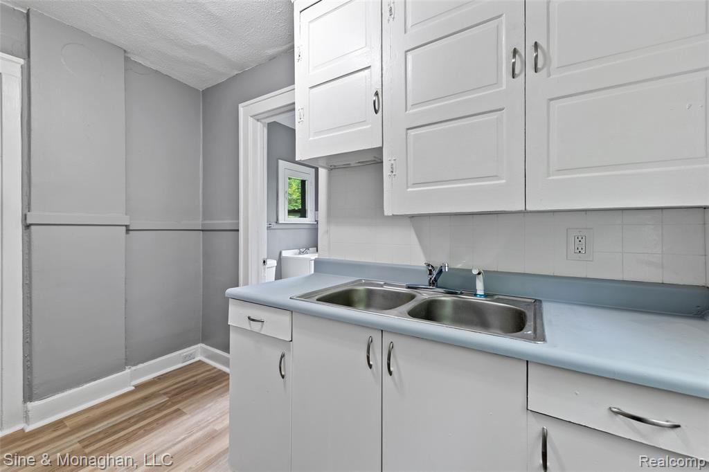 5553 Nottingham Road, Detroit, MI 48224 — Photo 21