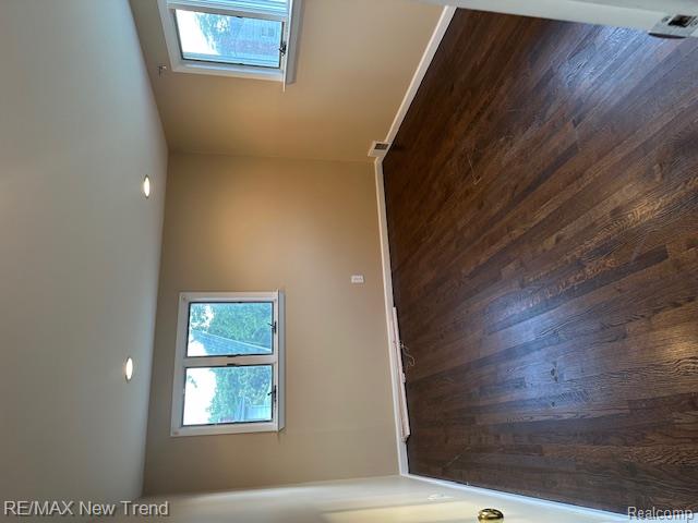 6546 Beverly Crest Drive, West Bloomfield, MI — Photo 13