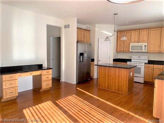 41593 CUMMINGS Lane, Novi, MI — Photo 8