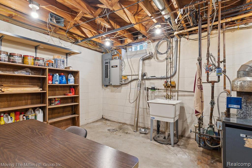 47853 N SHORE Drive, Van Buren, MI 48111 — Photo 34