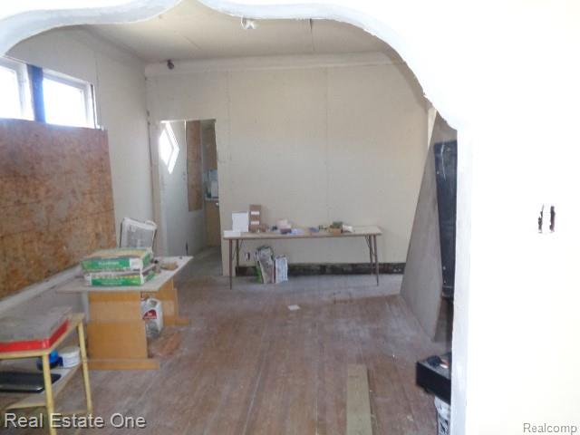 5468 Holcomb Street, Detroit, MI 48213 — Photo 10