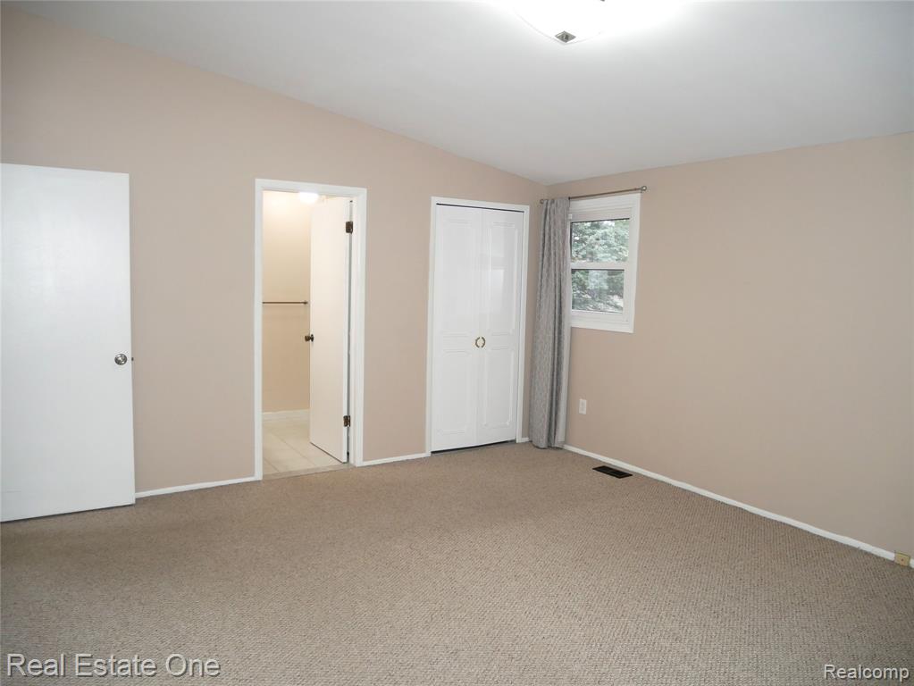 5082 Buckingham, Troy, MI 48098 — Photo 15