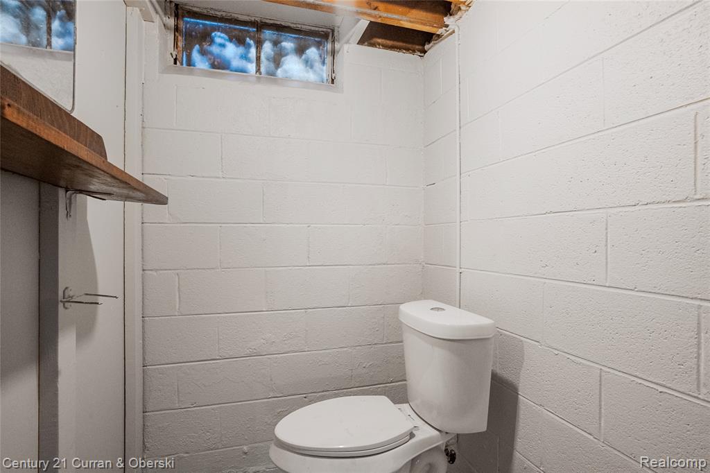 9335 Louis Street, Redford, MI 48239 — Photo 23
