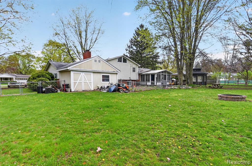73666 Floral Street, Armada, MI — Photo 46