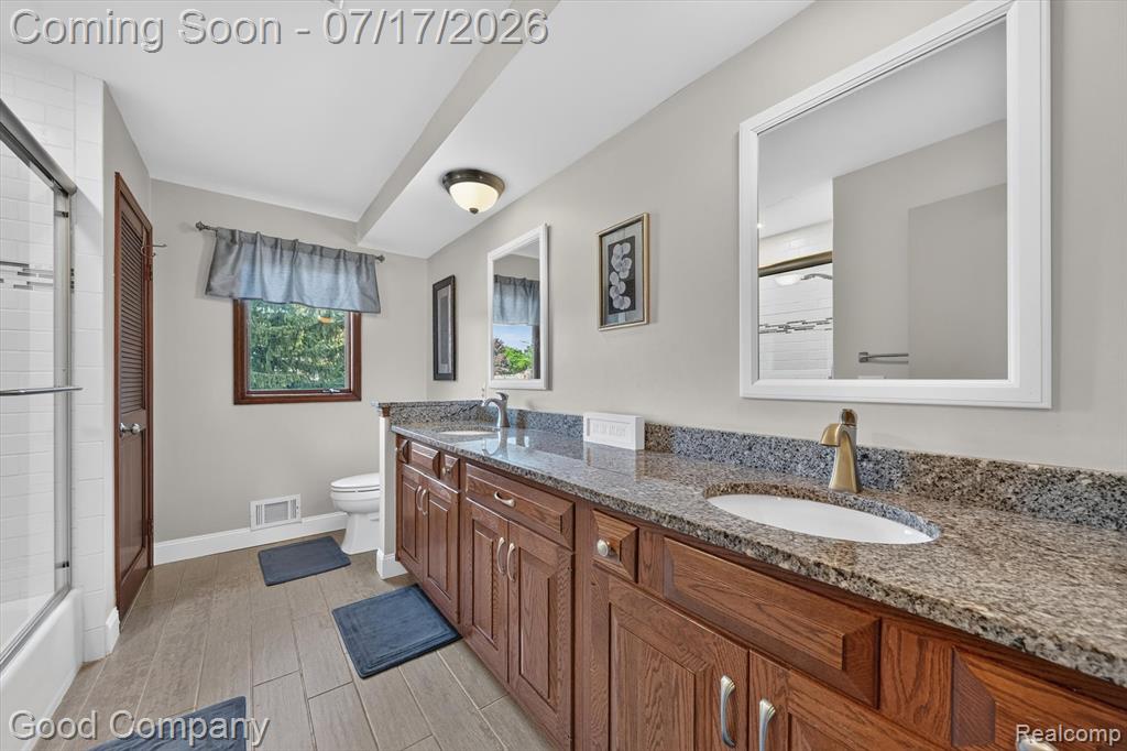 38921 Santa Barbara Street, Clinton Twp, MI 48036 — Photo 31