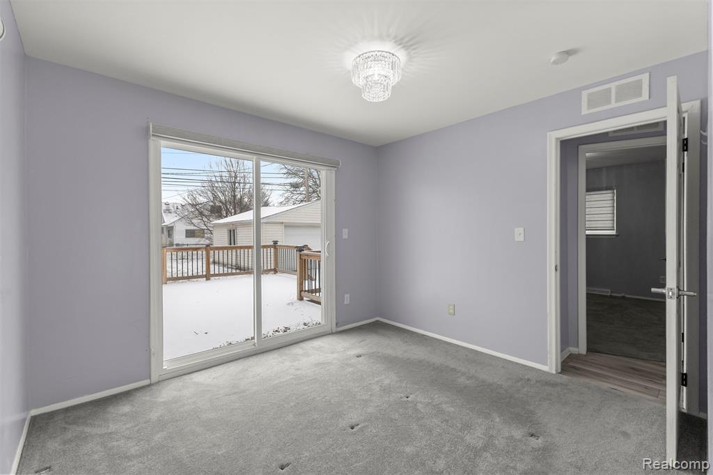 6446 Centralia Street, Dearborn Heights, MI 48127 — Photo 17
