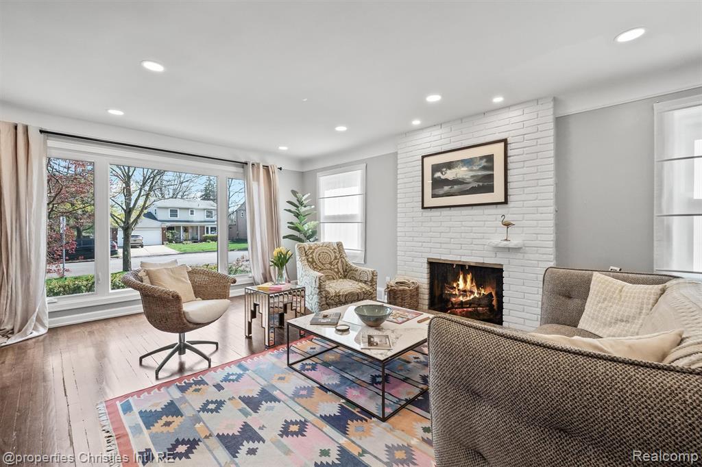 956 Northlawn Boulevard, Birmingham, MI 48009 — Photo 5