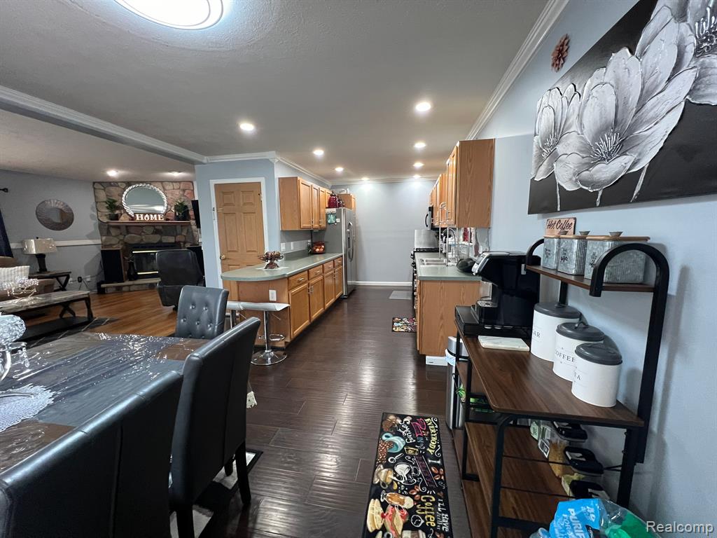 614 STIRLING Street, Pontiac, MI 48340 — Photo 15