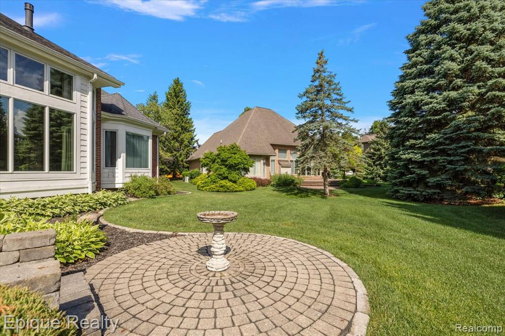 5675 Golf Pointe Drive, Clarkston, MI 48348 — Photo 66