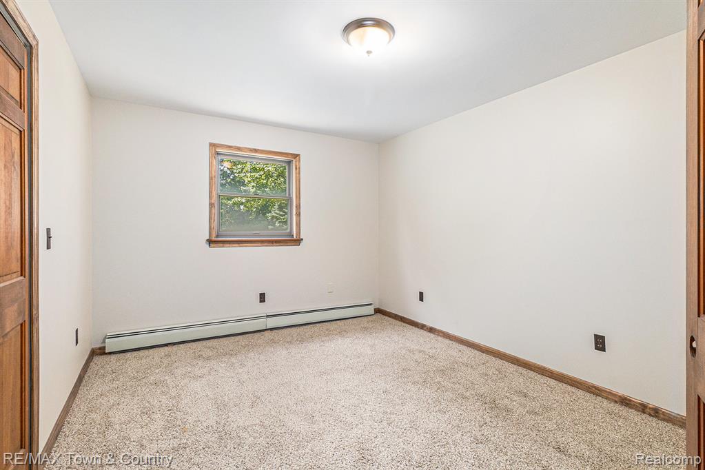 7346 Potter Road, Flushing, MI 48433 — Photo 20