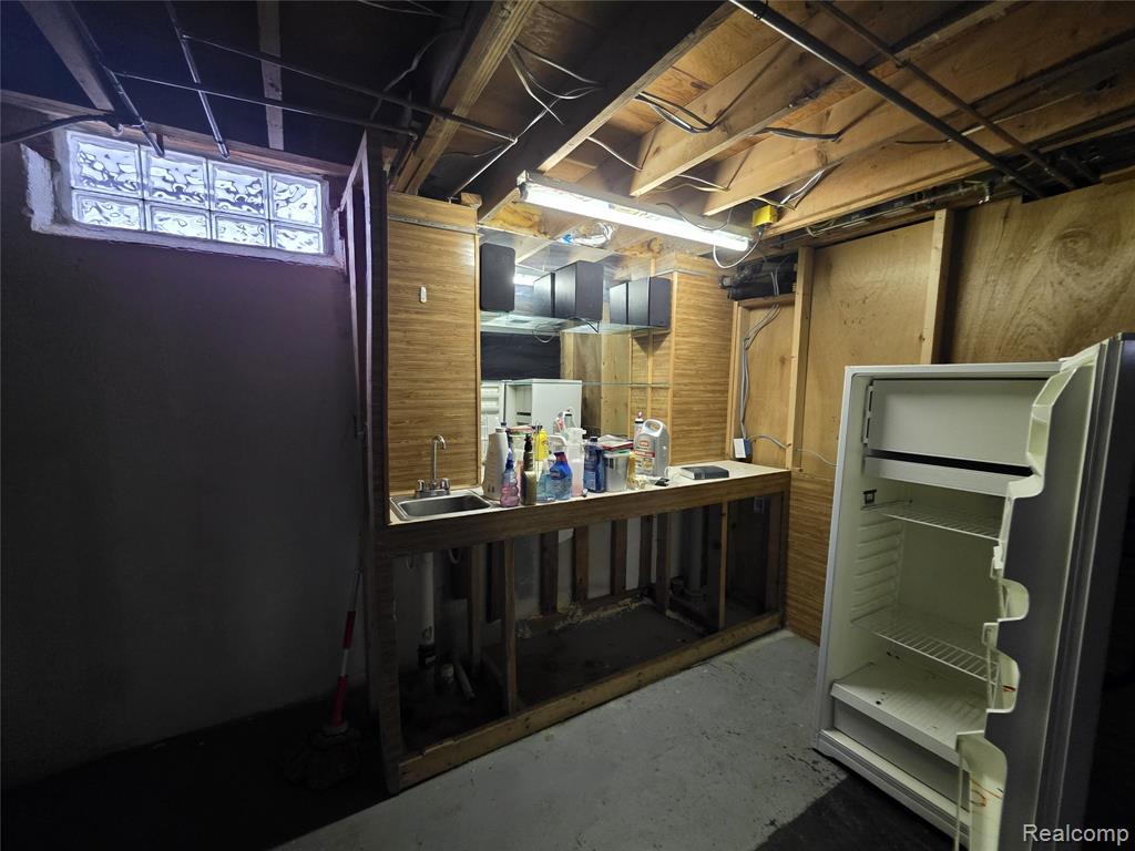 1842 Lathers Street, Garden City, MI — Photo 14