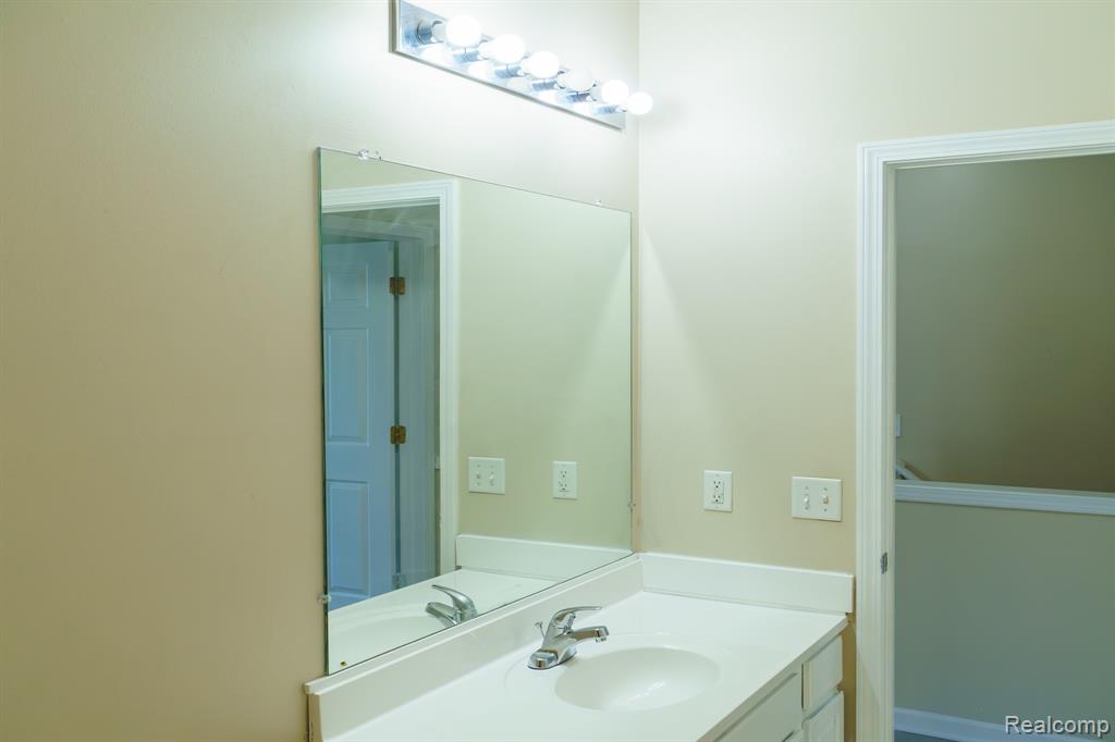 1803 Pinecroft Drive, Canton, MI 48188 — Photo 58