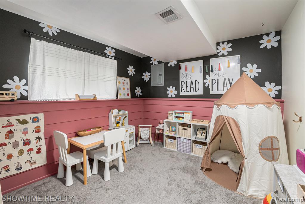633 Ellen Avenue, Royal Oak, MI 48073 — Photo 17