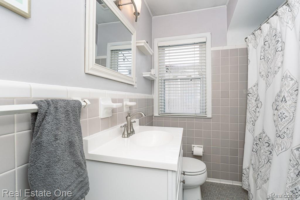 4093 Tyler Avenue, Berkley, MI 48072 — Photo 10