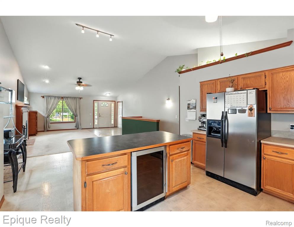 418 Converse Court, Lake Orion, MI 48362 — Photo 13
