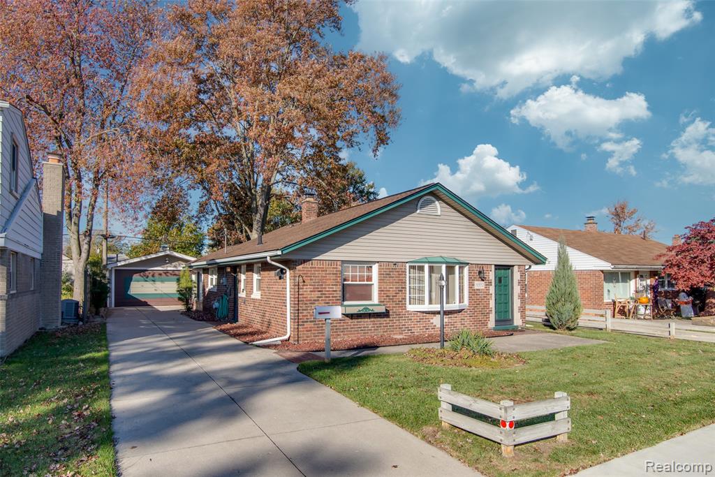 18552 Hinton Street, Riverview, MI 48193 — Photo 4