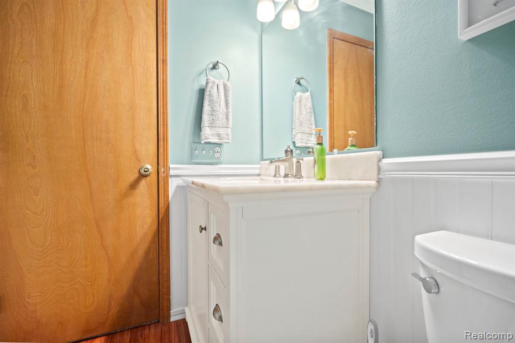 4386 Kelly Circle Drive, Commerce Twp, MI 48390 — Photo 22