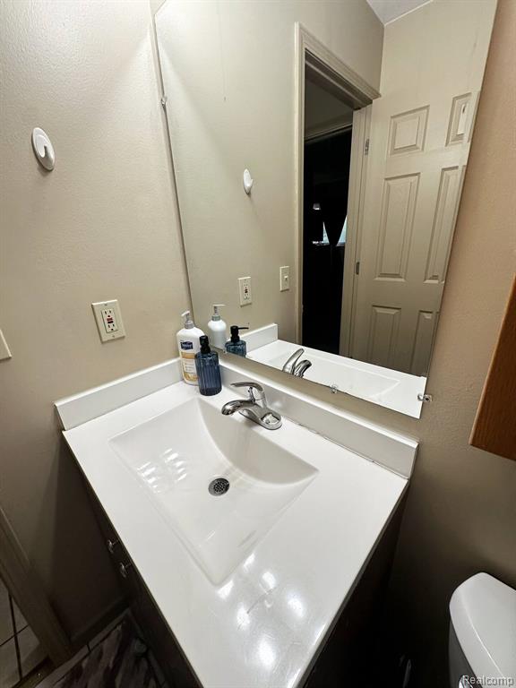 26387 N Alden Street N, Madison Heights, MI 48071 — Photo 24