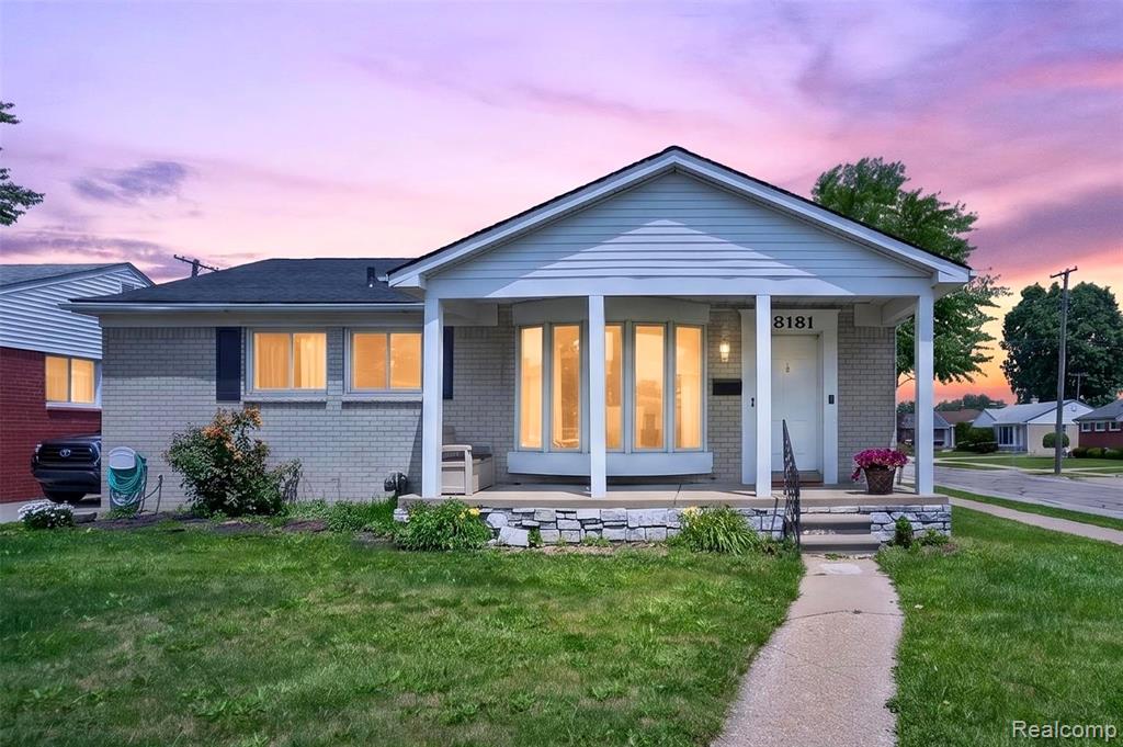 18181 Buckhannon Street, Roseville, MI 48066
