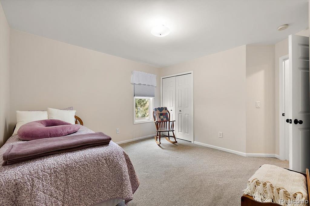 8446 S Shore Drive, Clarkston, MI 48348 — Photo 39