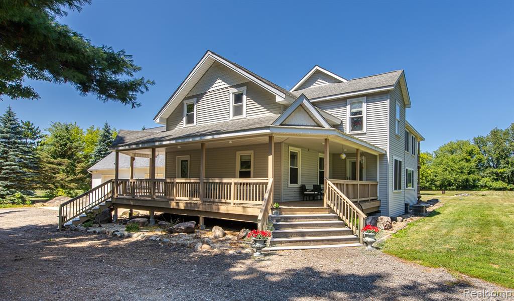 1621 Ray Road, Oxford, MI 48371