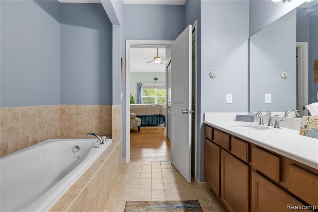 11414 Wolfort Spur, Brighton, MI 48116 — Photo 25