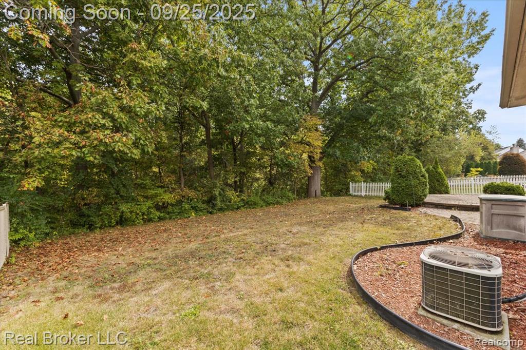 46526 Serenity Drive, Macomb, MI 48044 — Photo 52