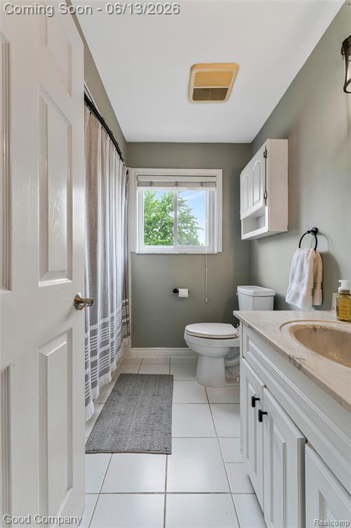 18489 Matthew Drive, Clinton Twp, MI 48035 — Photo 12