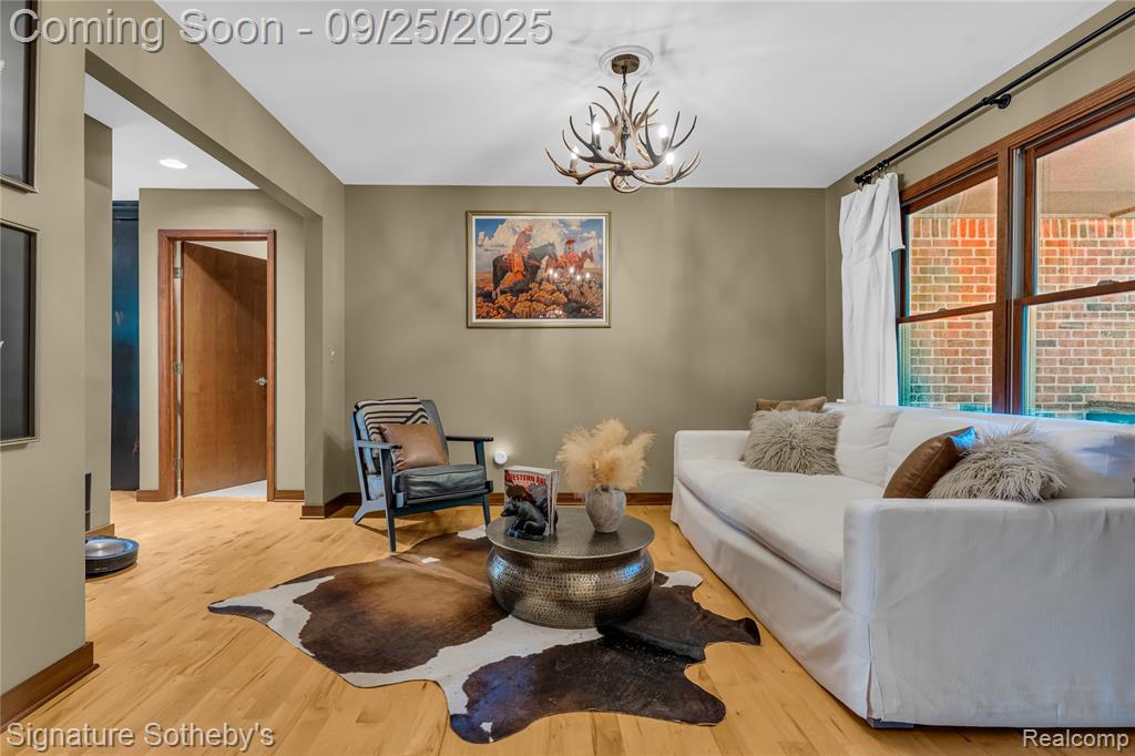 5226 Forest Valley Drive, Clarkston, MI 48348 — Photo 14