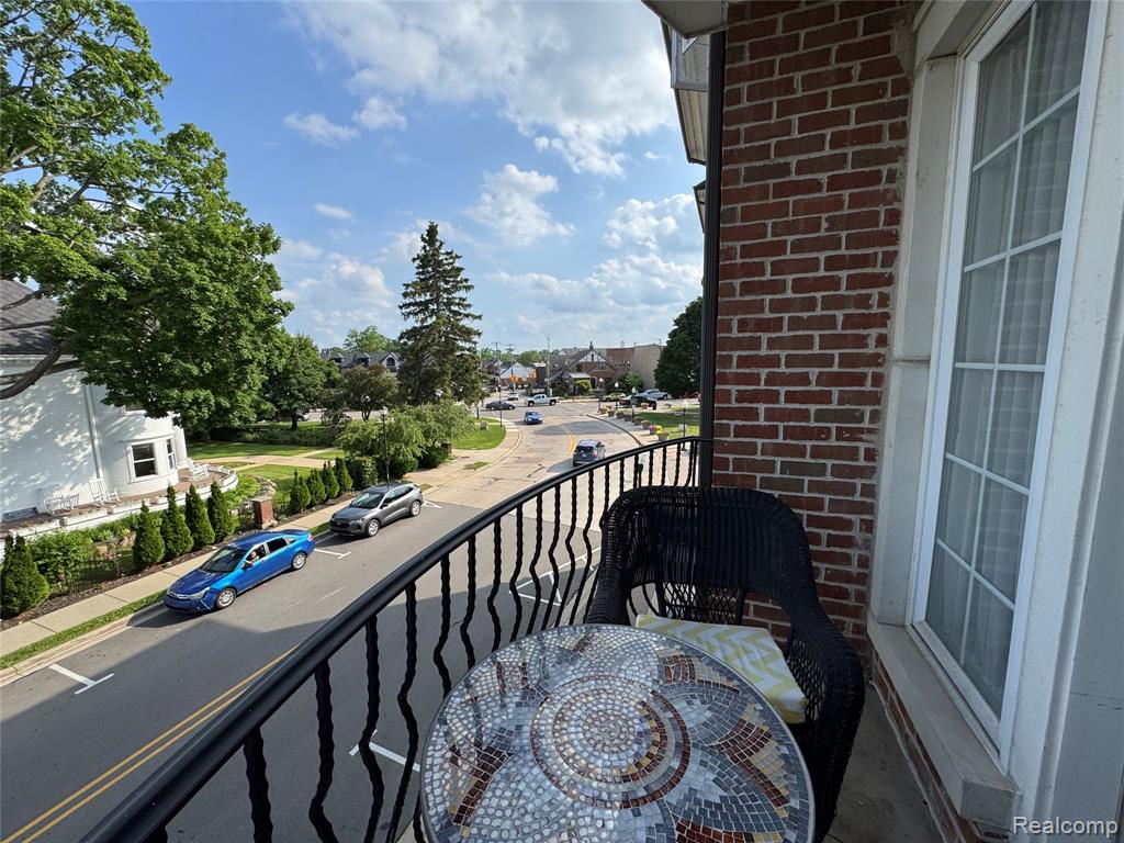 730 Penniman Avenue, 203, Plymouth, MI 48170 — Photo 5