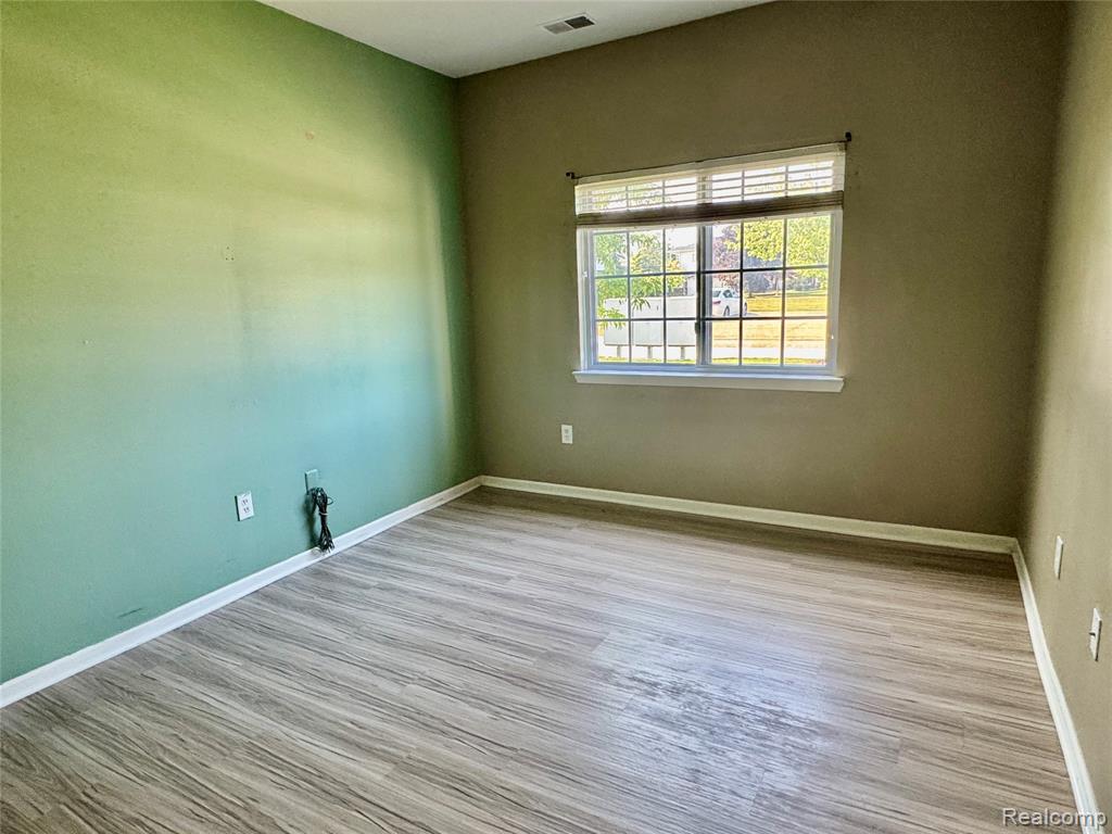 5830 Acorn Lane, Sterling Heights, MI 48314 — Photo 10