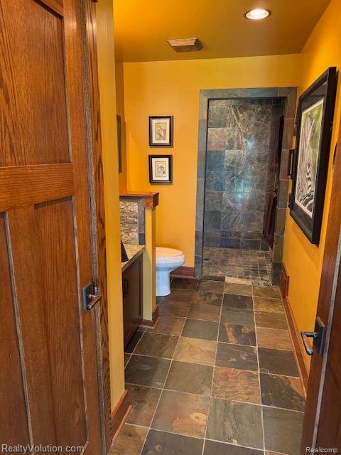 559 HEENAN Drive, Lapeer, MI 48446 — Photo 12