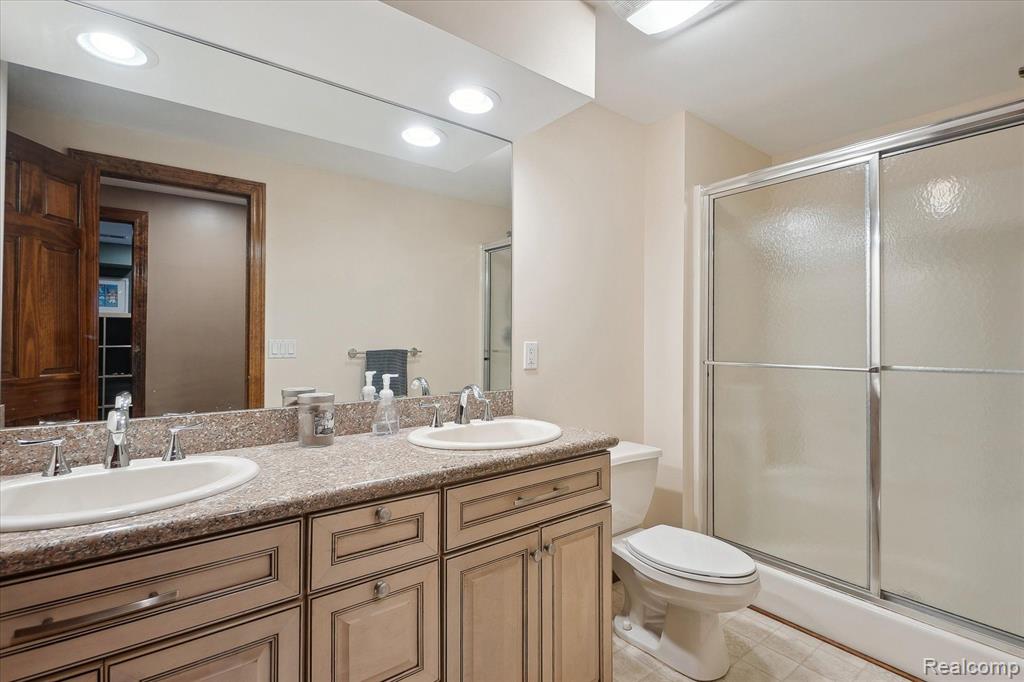 5167 HUNTERS Ridge, Holly, MI 48442 — Photo 36