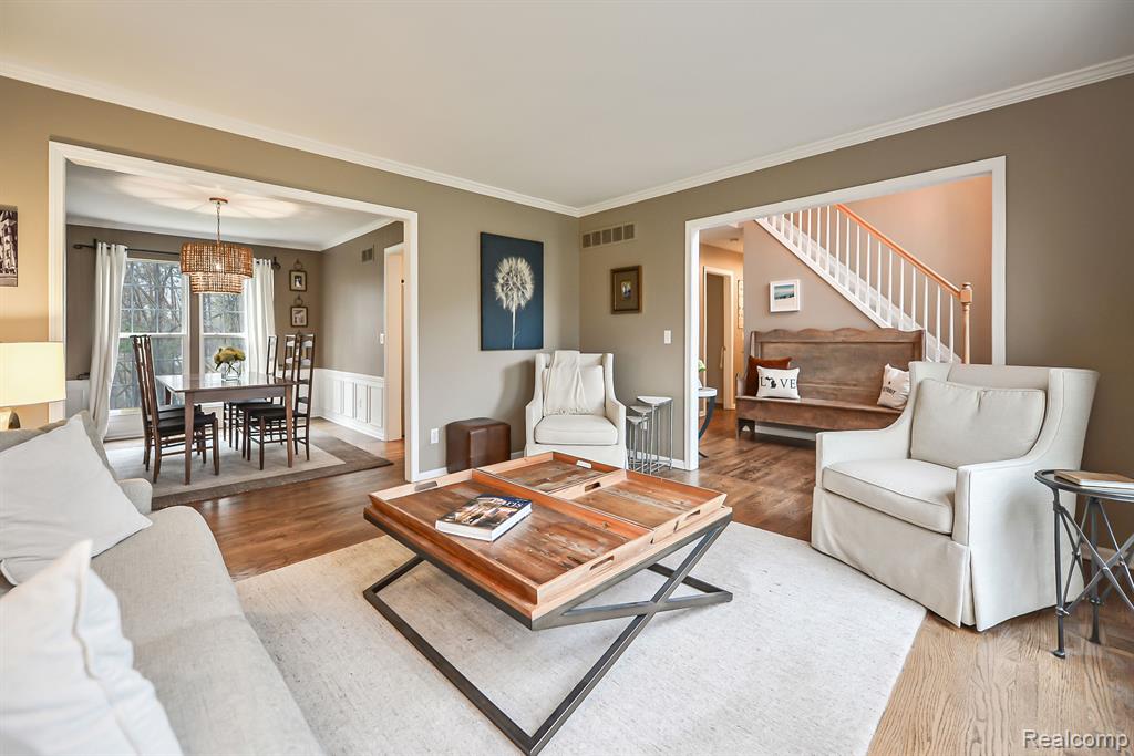 843 WESTHILLS Drive, South Lyon, MI 48178 — Photo 5