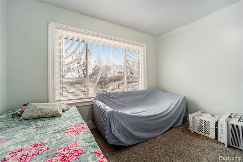 4568 CHARLES Street, Hamtramck, MI 48212 — Photo 19