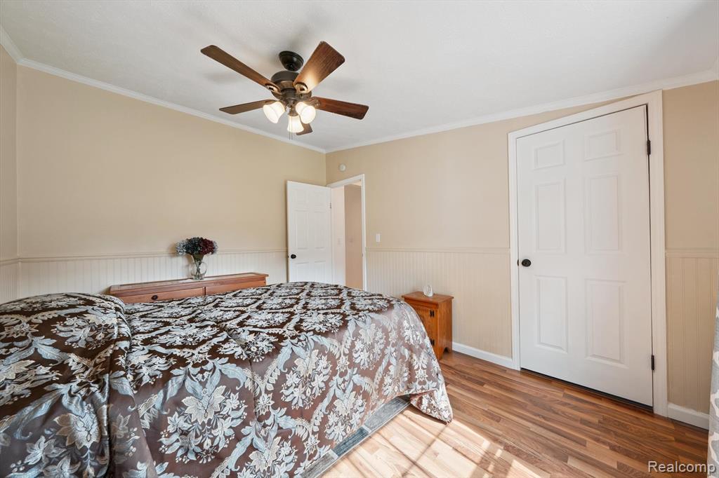 4056 Day Street, Burton, MI 48519 — Photo 23