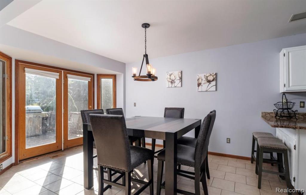 44000 Dunham Court, Clinton Twp, MI 48038 — Photo 5