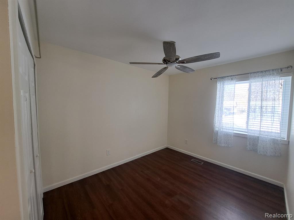 16 JAY LEE Court, Ann Arbor, MI 48108 — Photo 10