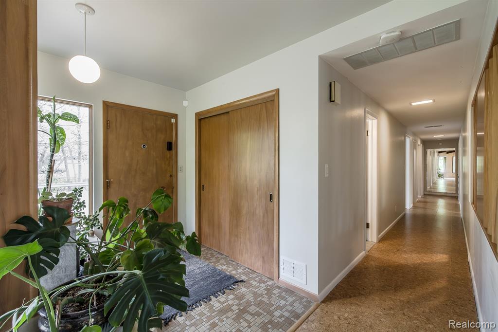 1771 Brookside Drive, Flint, MI 48503 — Photo 5