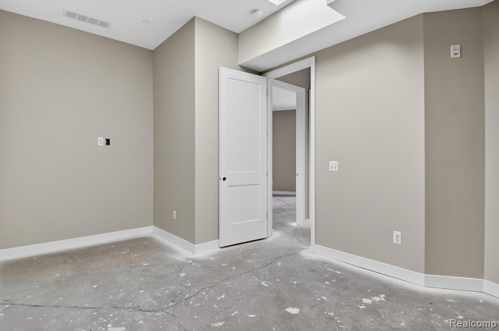 804 N Main Street, 3A, Rochester, MI 48307 — Photo 18