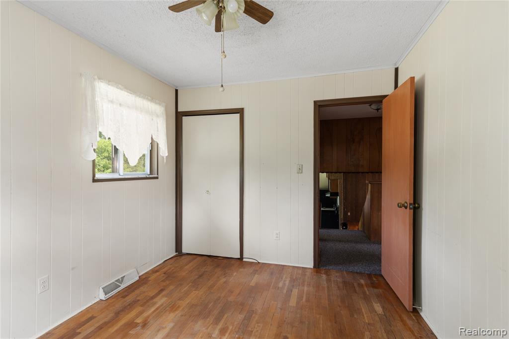 3499 E Carpenter Road, Flint, MI 48506 — Photo 20